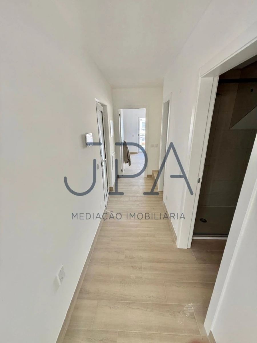 Moradia T4 para Venda em Vila Nova de Cacela Foto 15
