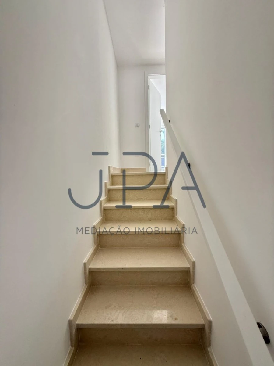 Moradia T4 para Venda em Vila Nova de Cacela Foto 18