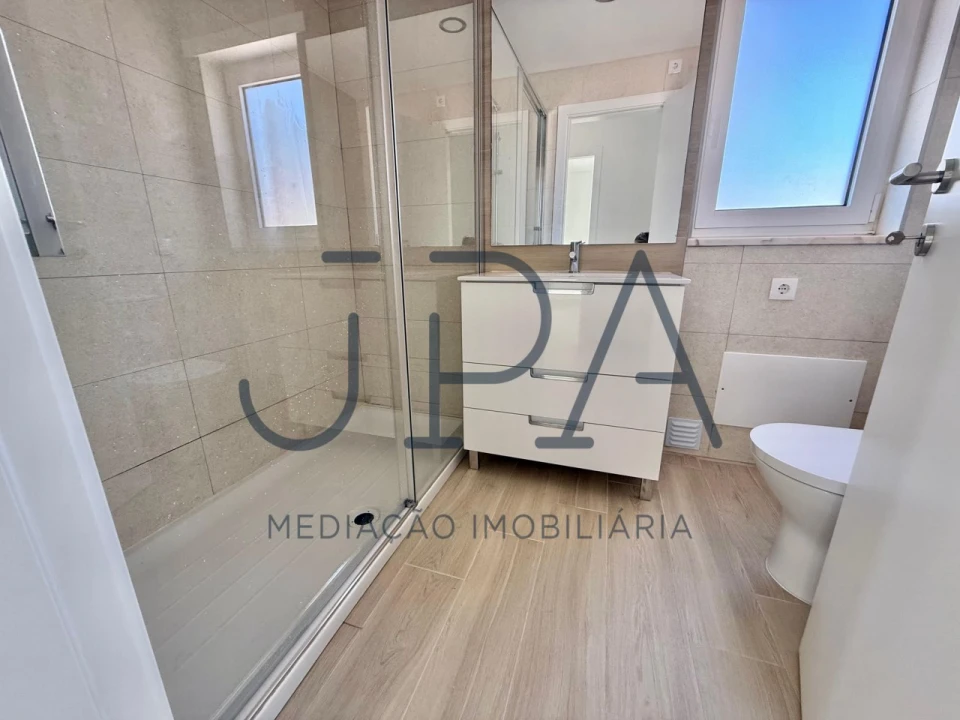Moradia T1 para Venda em Vila Nova de Cacela Foto 9