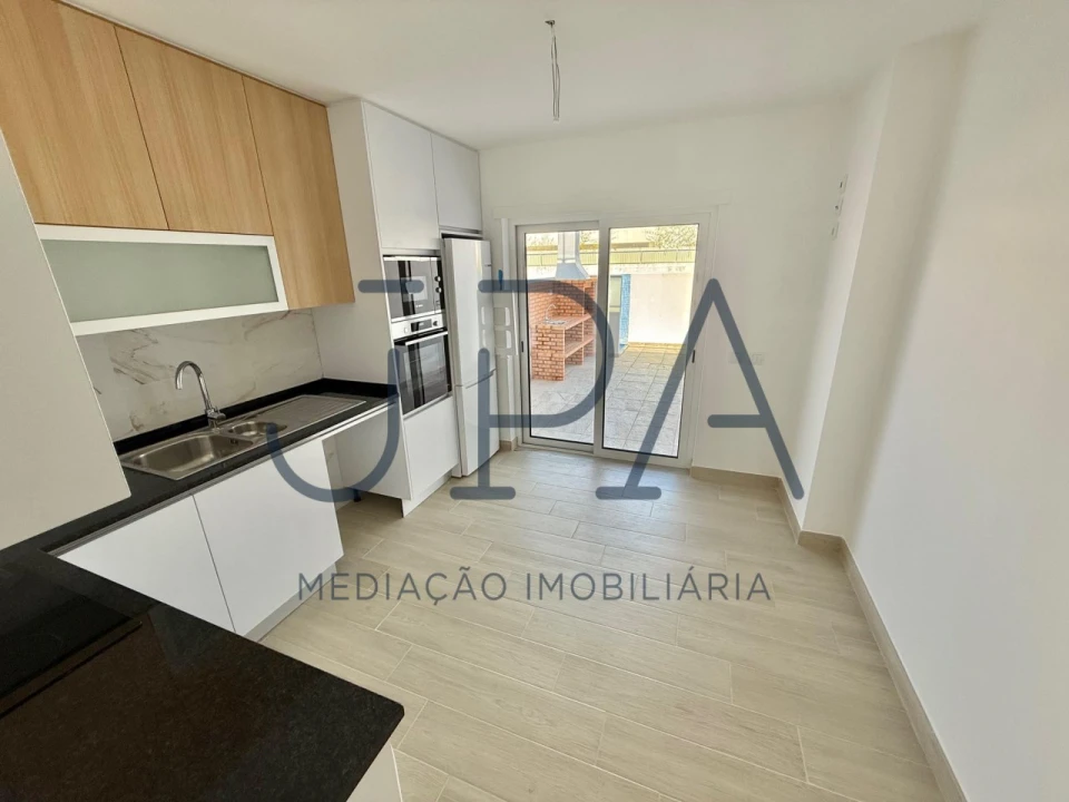 Moradia T1 para Venda em Vila Nova de Cacela Foto 10