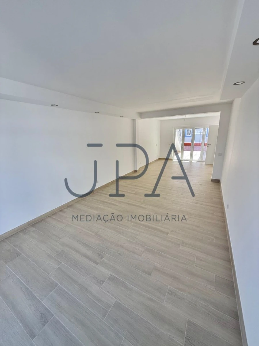 Moradia T1 para Venda em Vila Nova de Cacela Foto 6