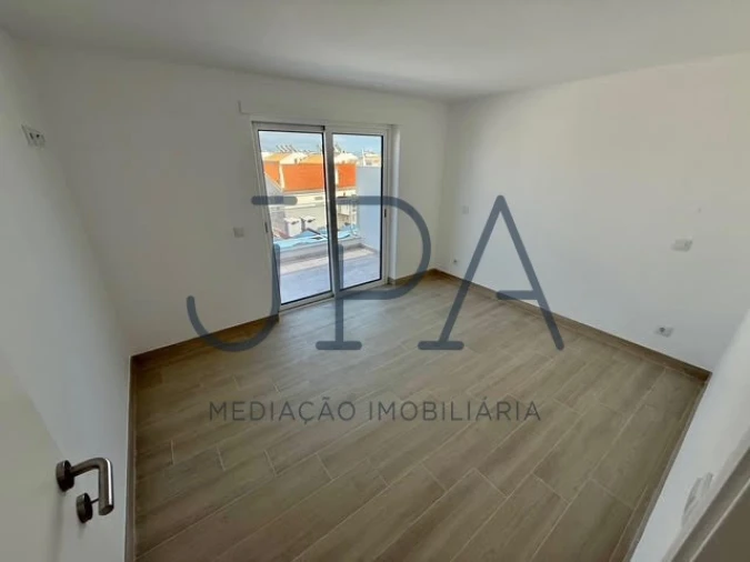 Moradia T4 para Venda em Vila Nova de Cacela Foto 15