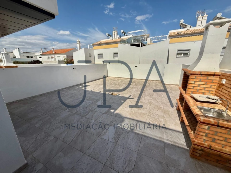 Moradia T1 para Venda em Vila Nova de Cacela Foto 16