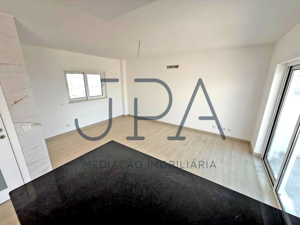 Moradia T4 para Venda em Vila Nova de Cacela Foto 3