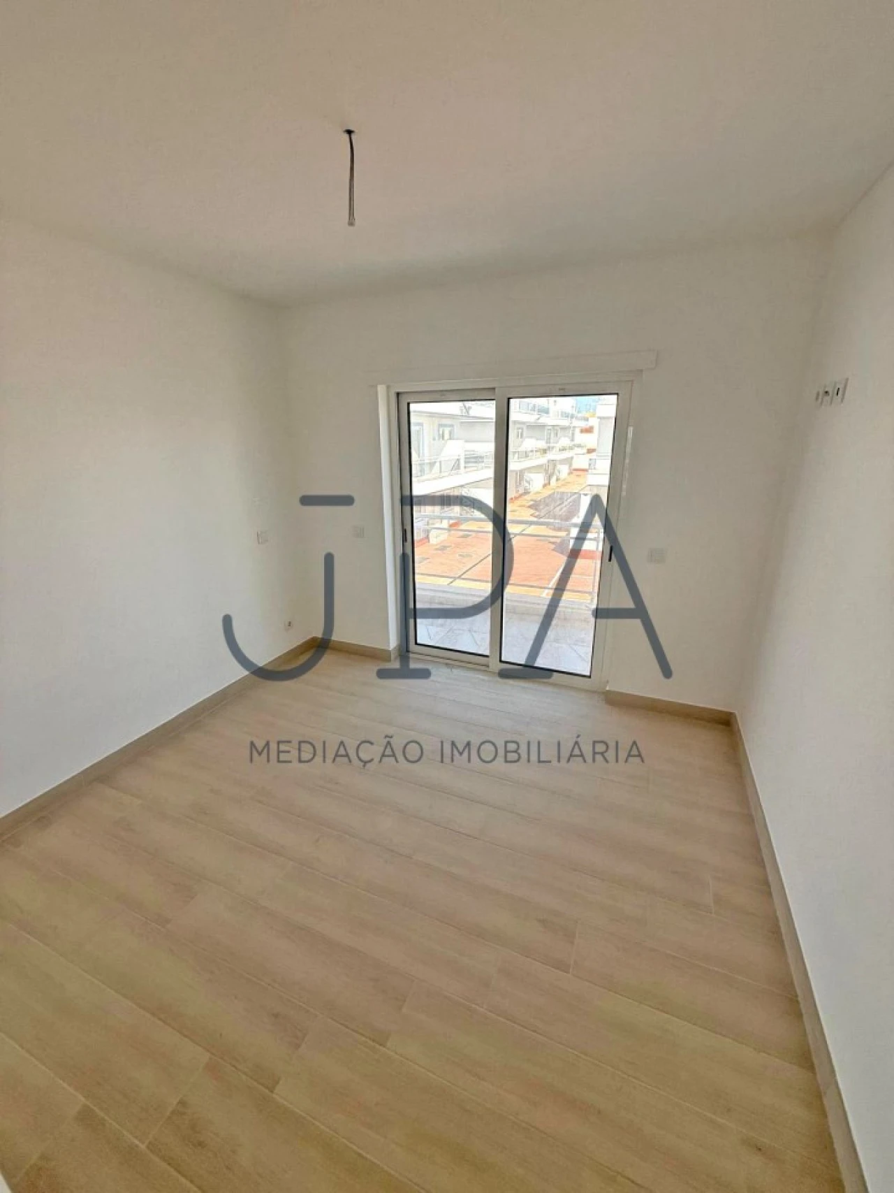 Moradia T4 para Venda em Vila Nova de Cacela Foto 9