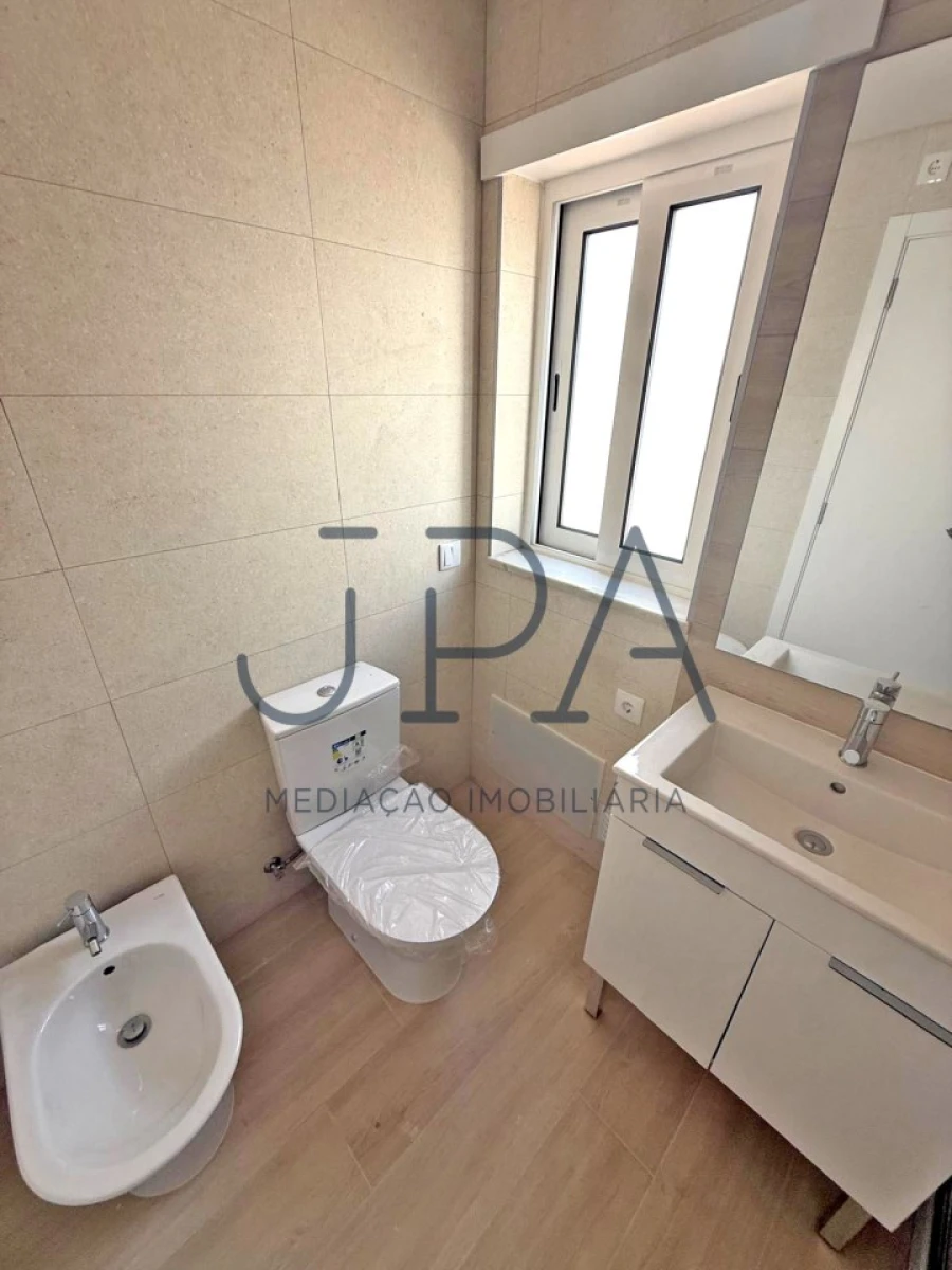 Moradia T4 para Venda em Vila Nova de Cacela Foto 4