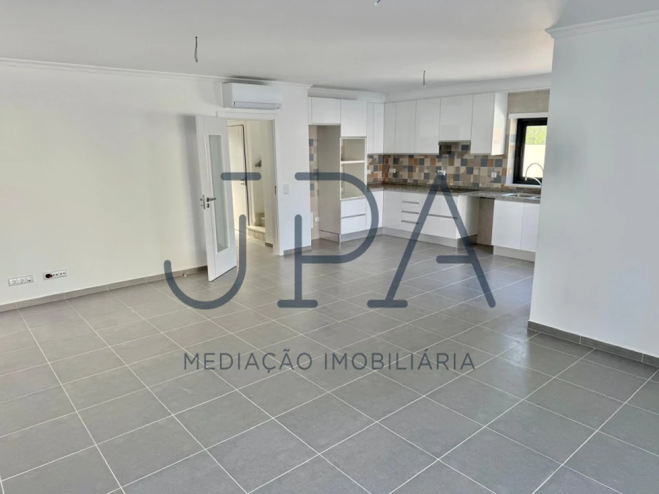 Moradia T3 para Venda em Vila Nova de Cacela Foto 16