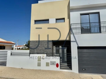 Moradia T3 para Venda em Vila Nova de Cacela