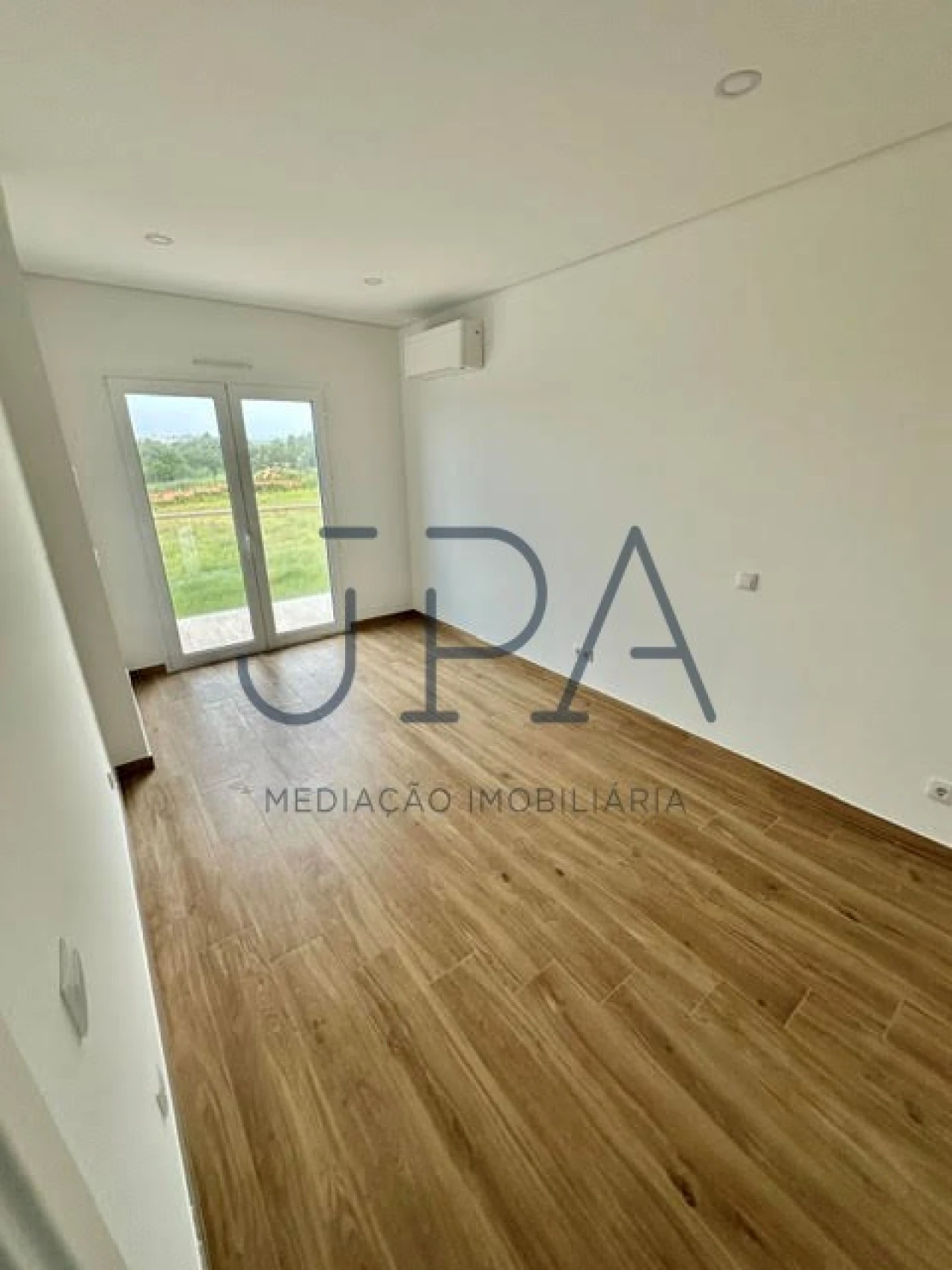 Moradia T3 para Venda em Altura Foto 23