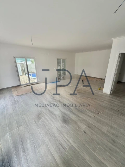 Moradia T4 para Venda em Altura