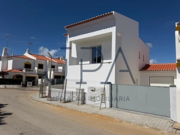 Moradia T4 para Venda em Altura