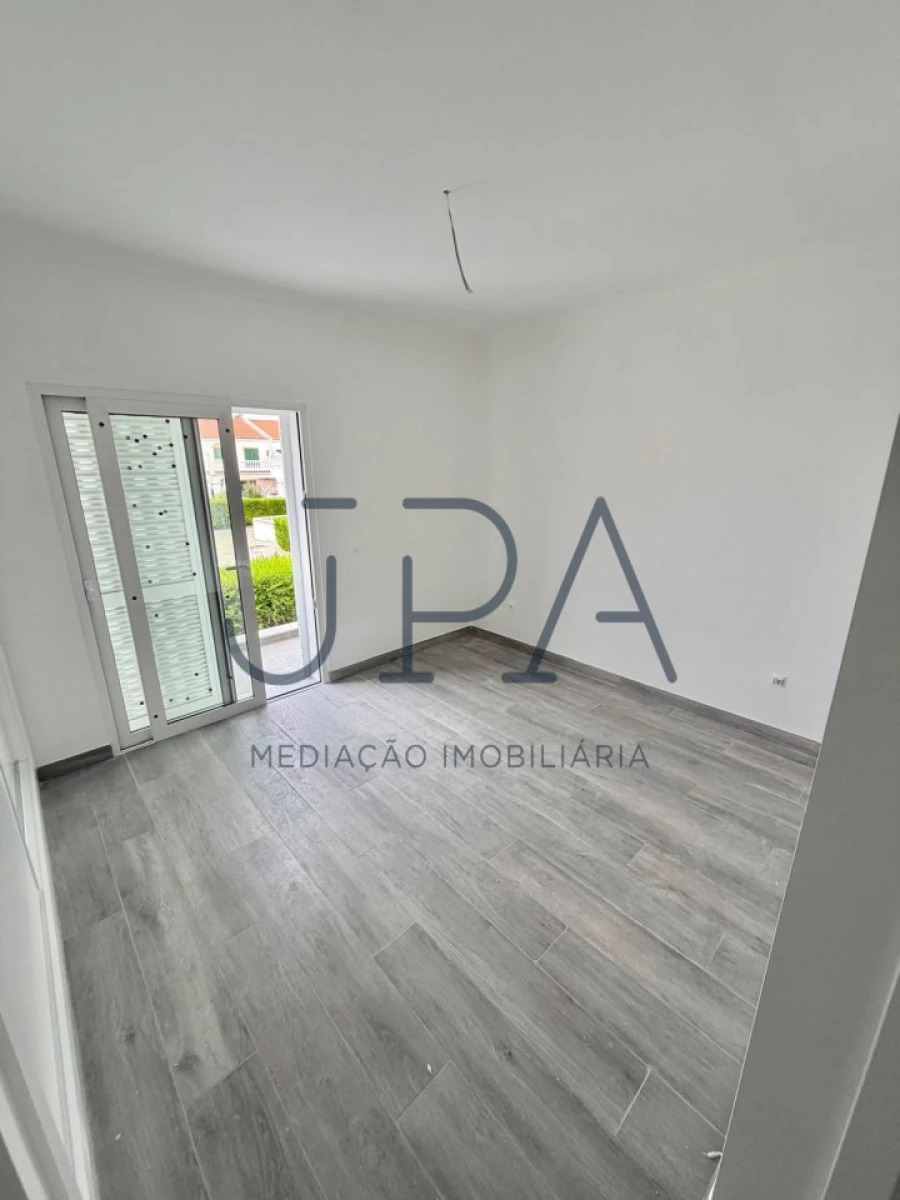Moradia T4 para Venda em Altura Foto 20