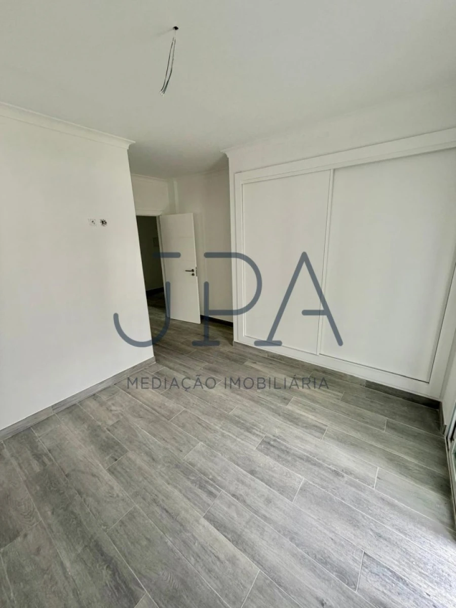 Moradia T4 para Venda em Altura Foto 17