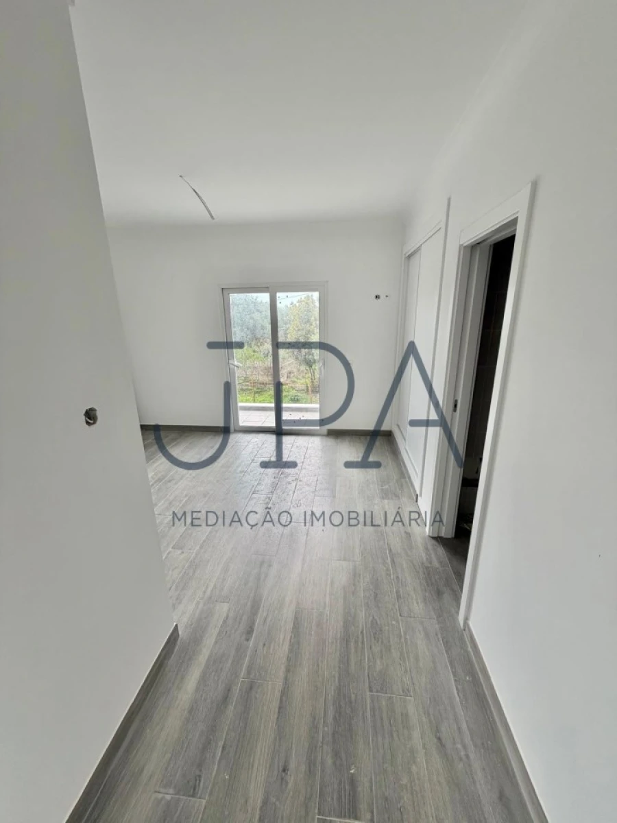 Moradia T4 para Venda em Altura Foto 24