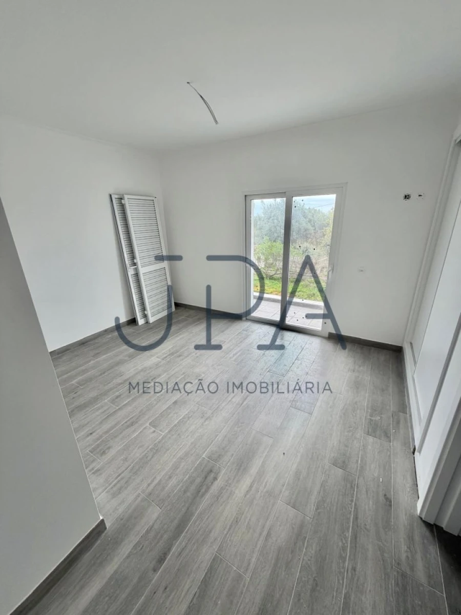 Moradia T4 para Venda em Altura Foto 25