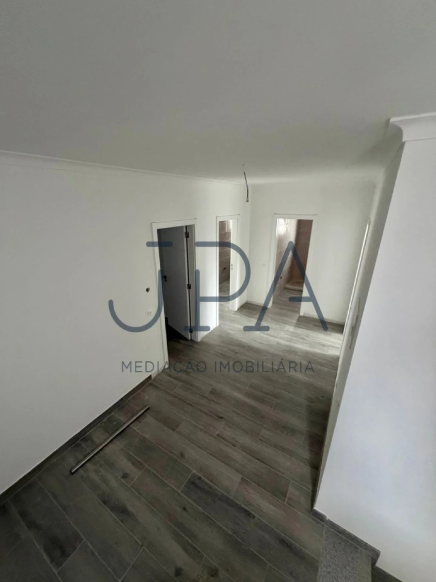 Moradia T4 para Venda em Altura Foto 32