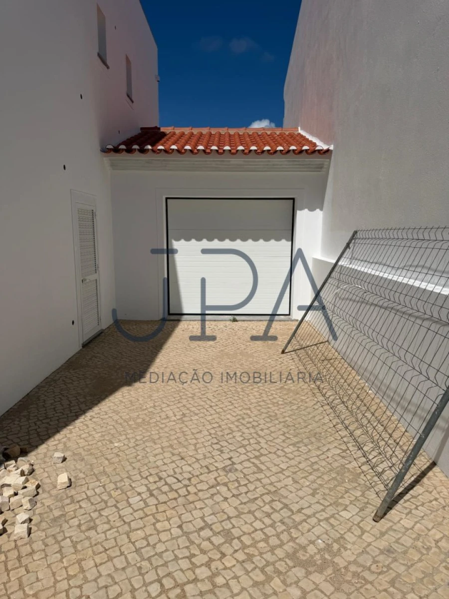 Moradia T4 para Venda em Altura Foto 42