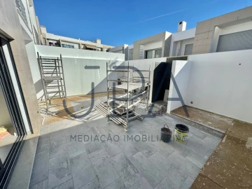 Moradia T4 para Venda em Vila Real de Santo Antonio