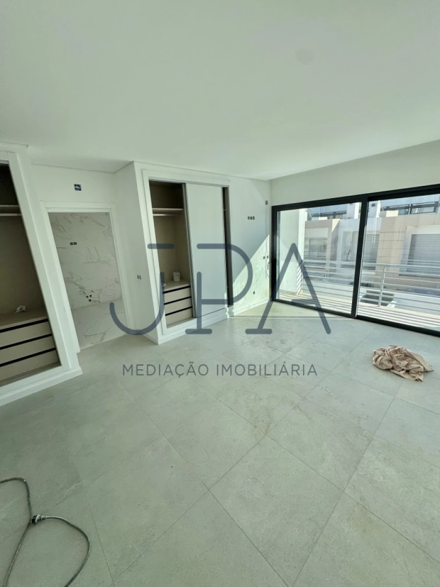Moradia T4 para Venda em Vila Real de Santo Antonio Foto 5