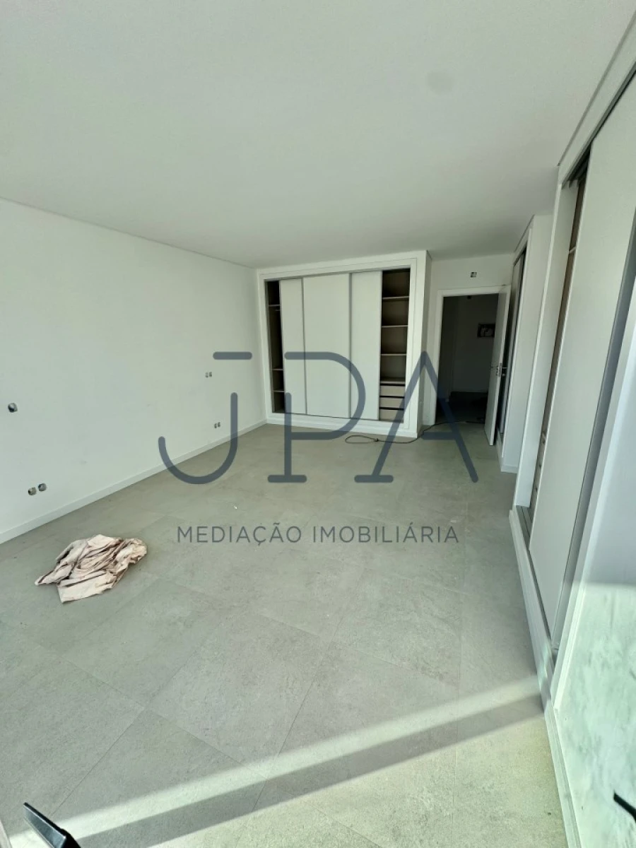 Moradia T4 para Venda em Vila Real de Santo Antonio Foto 10