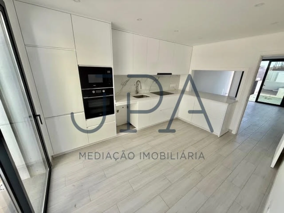 Moradia T3 para Venda em Altura Foto 4