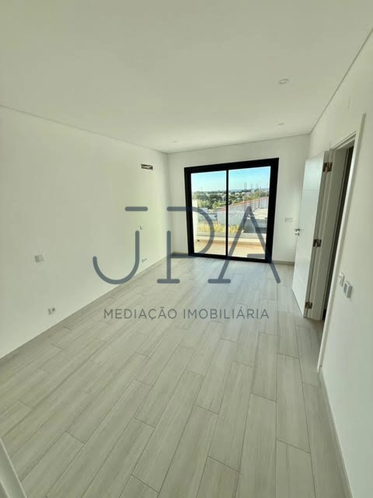 Moradia T3 para Venda em Altura Foto 25