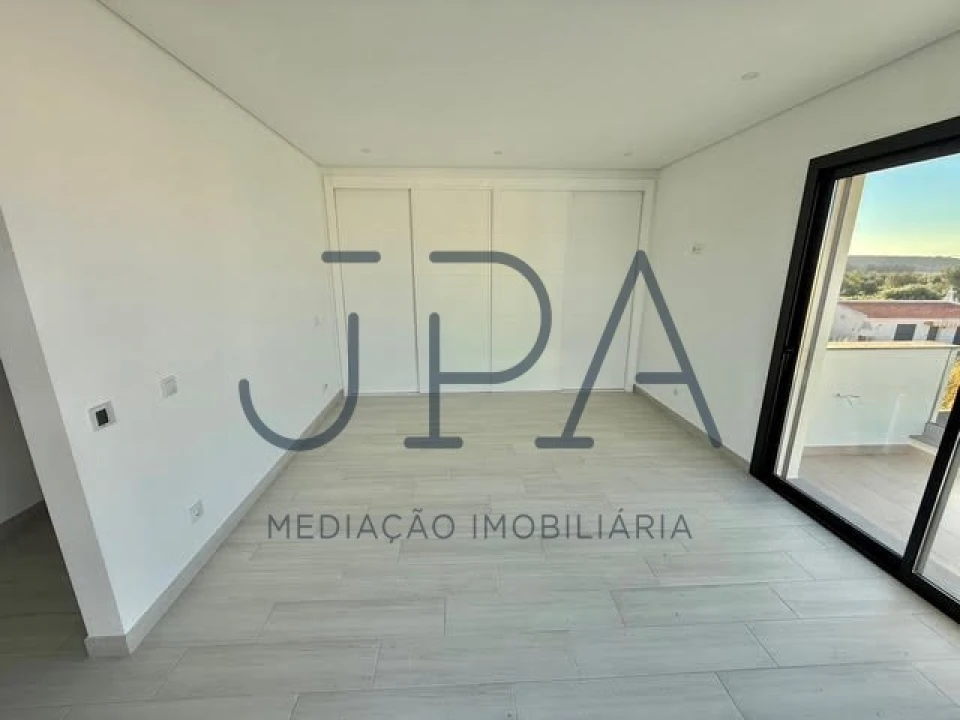 Moradia T3 para Venda em Altura Foto 32