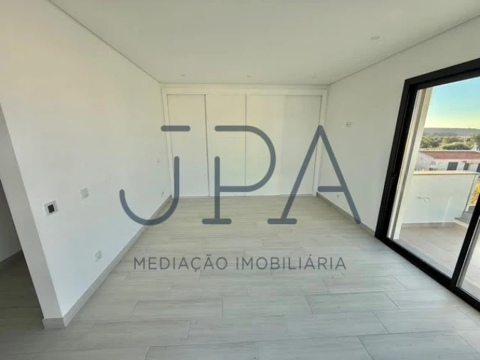 Moradia T3 para Venda em Altura Foto 32