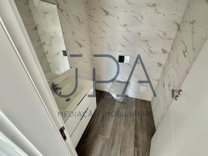 Moradia T3 para Venda em Castro Marim Foto 11