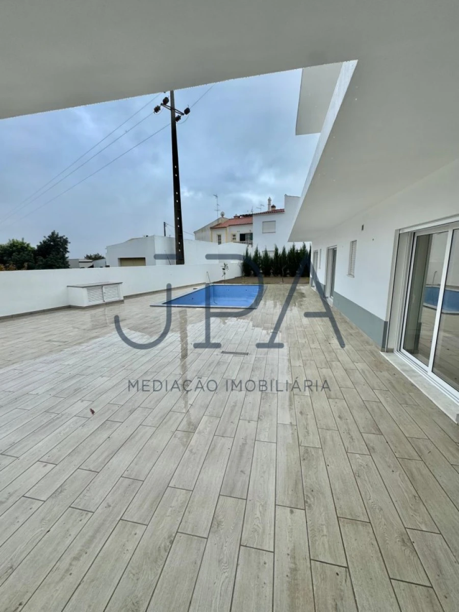 Moradia T4 para Venda em Altura Foto 25