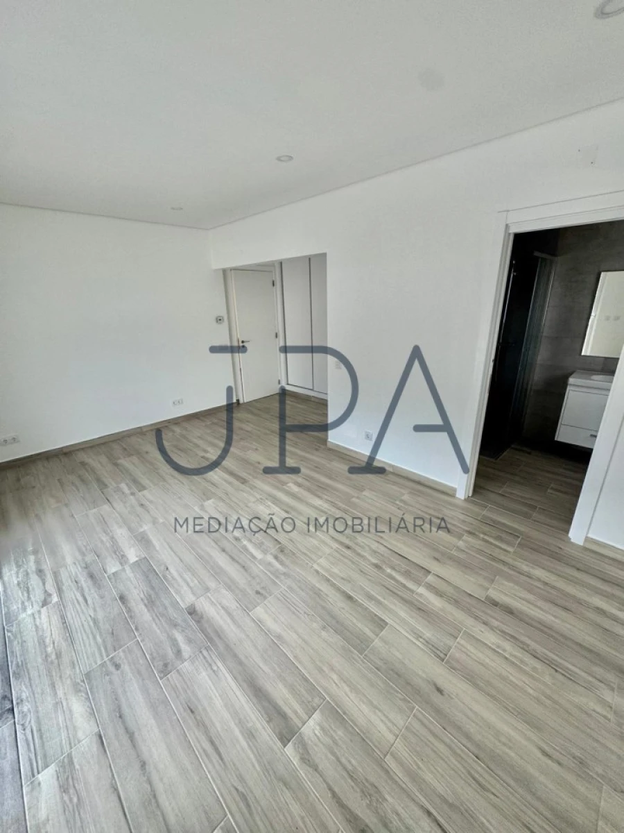 Moradia T4 para Venda em Altura Foto 47