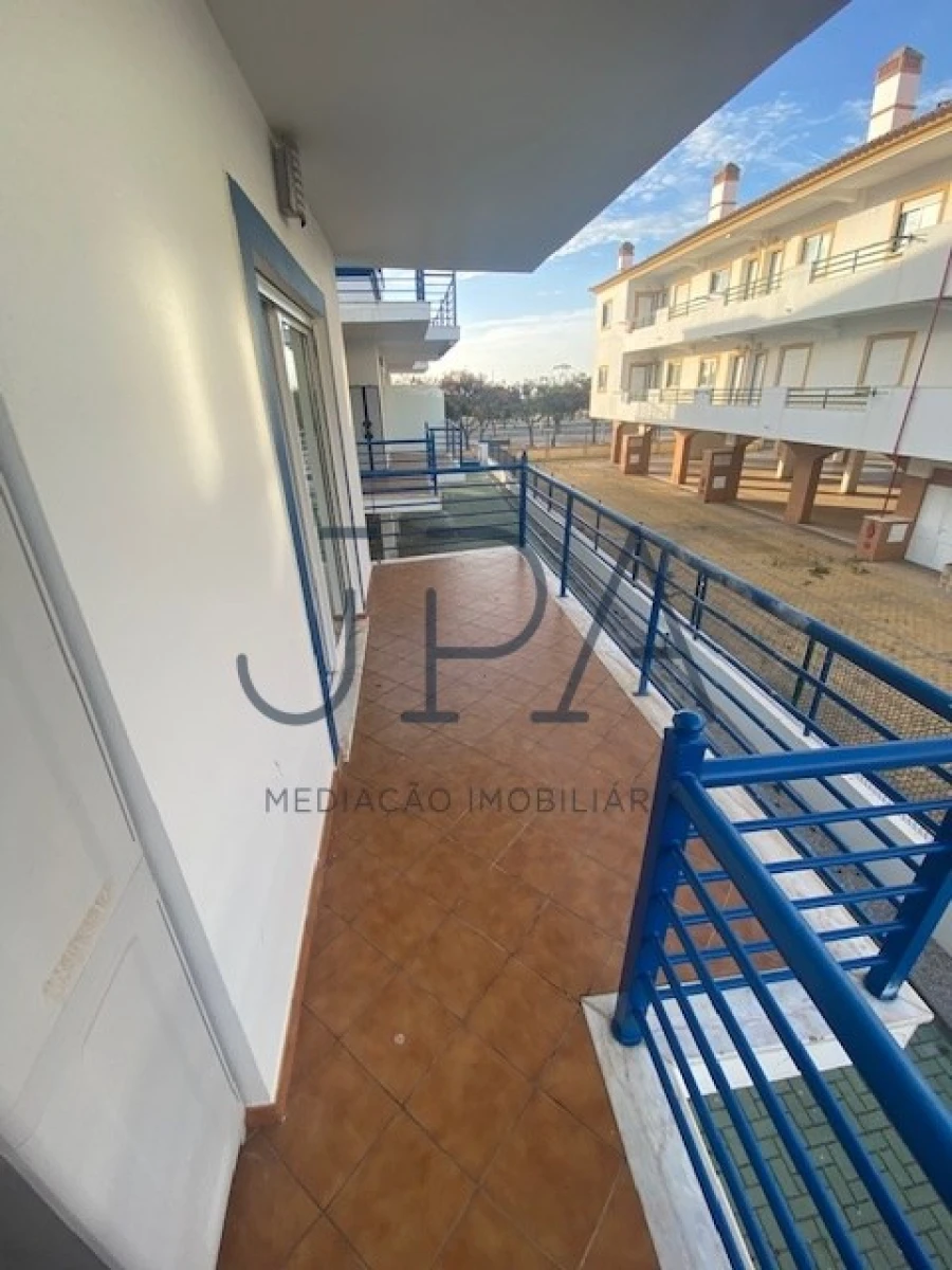 Apartamento T1 para Venda em Altura Foto 6