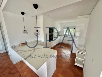 Moradia T7 para Venda em Altura