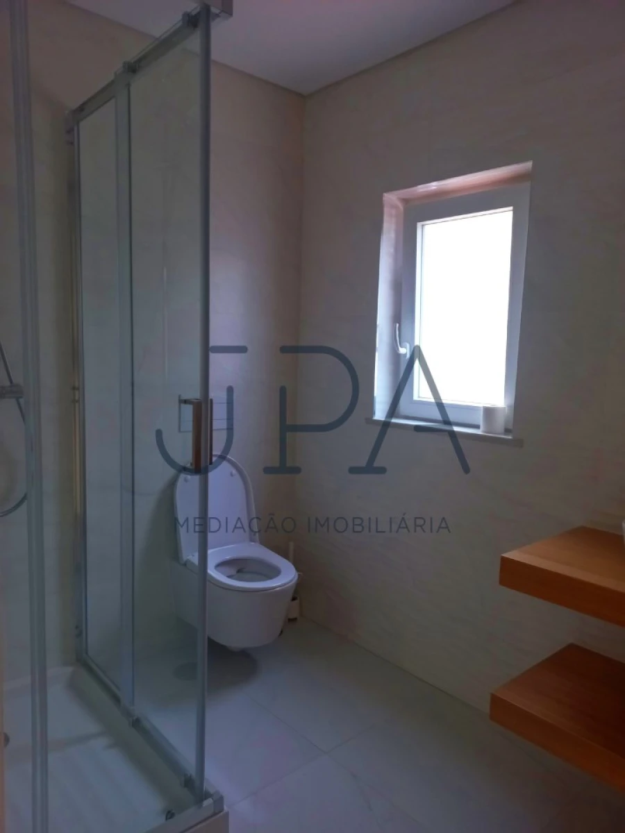 Moradia T7 para Venda em Altura Foto 17