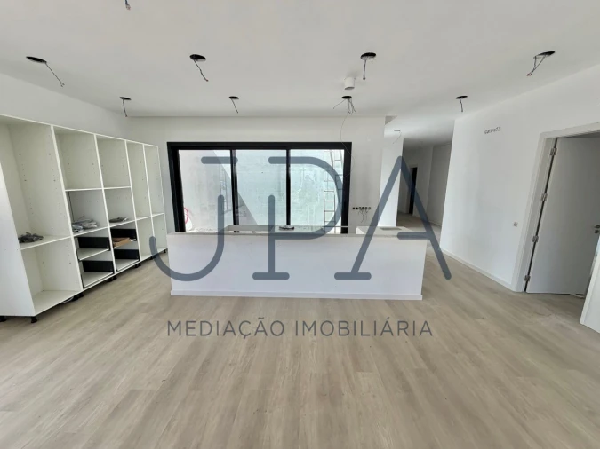 Moradia T3 para Venda em Castro Marim Foto 3