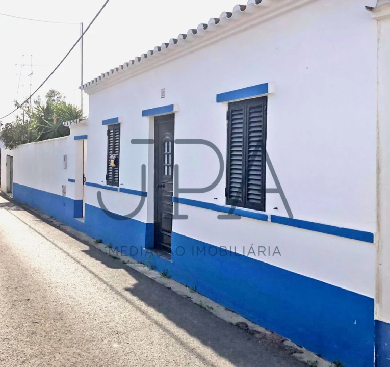 Moradia T4 para Venda em Azinhal Foto 2