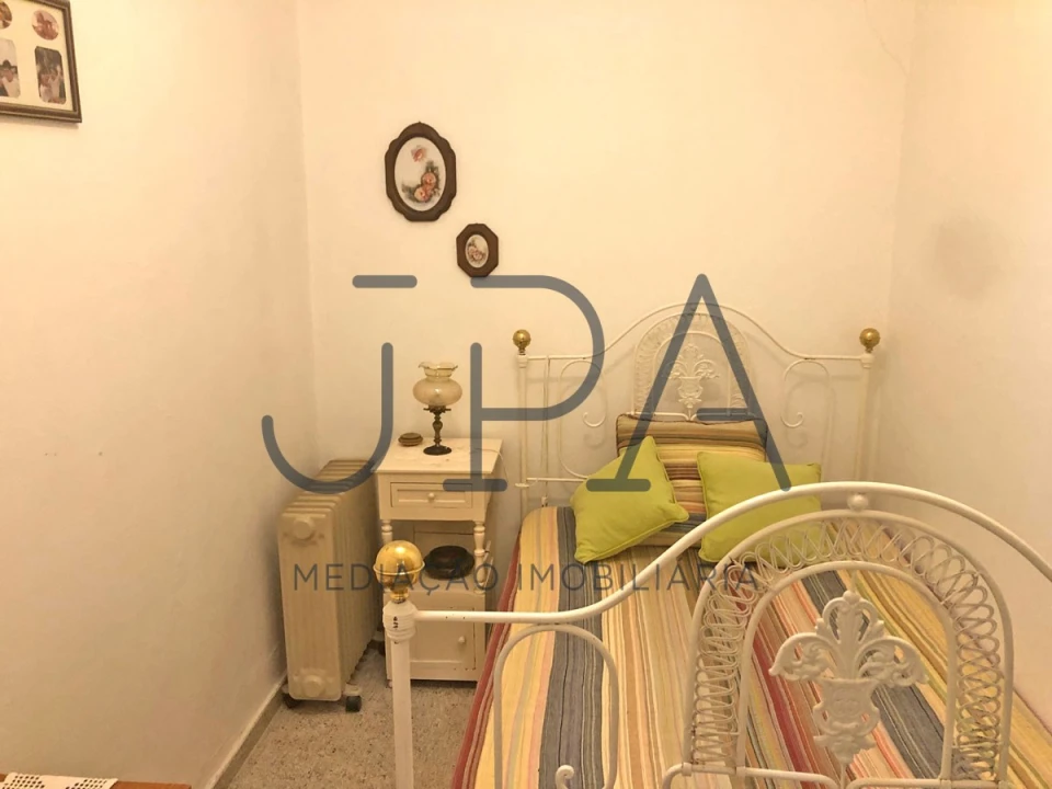 Moradia T4 para Venda em Azinhal Foto 14