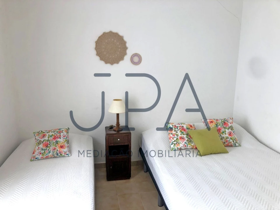 Moradia T4 para Venda em Azinhal Foto 17