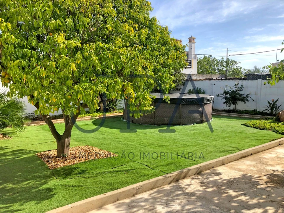 Moradia T4 para Venda em Azinhal Foto 23
