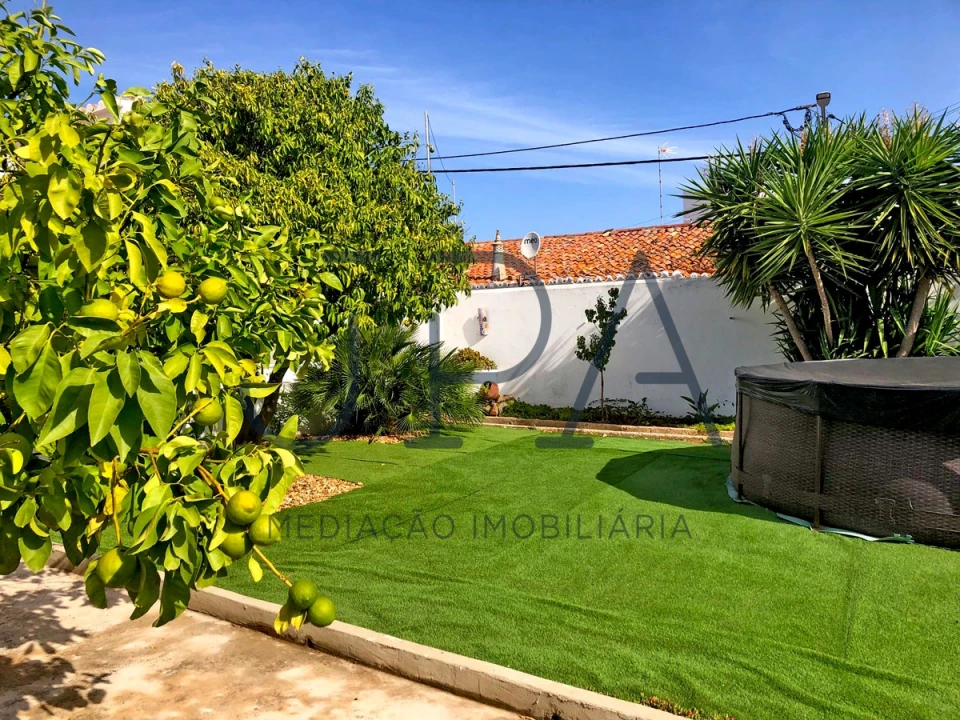 Moradia T4 para Venda em Azinhal Foto 26