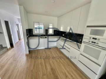 Moradia T3 para Venda em Altura