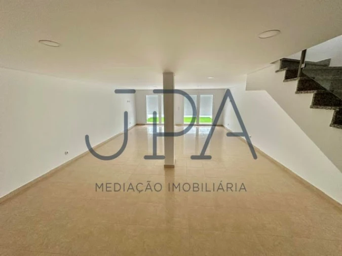 Moradia T3 para Venda em Altura Foto 33
