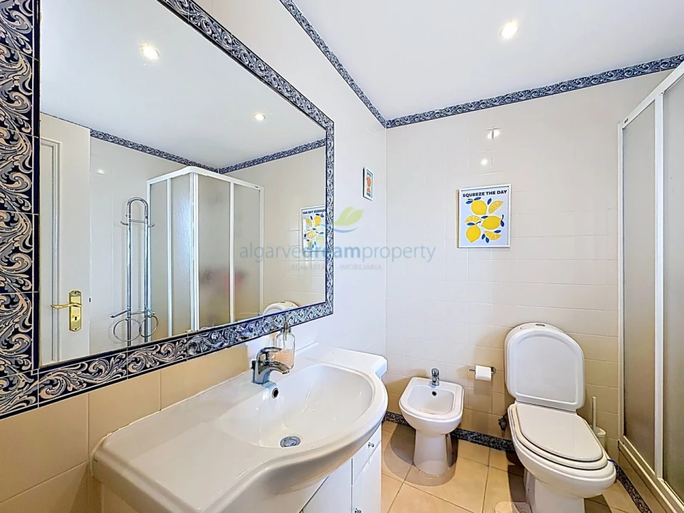 Apartamento T1 para Venda em Albufeira e Olhos de Água Foto 20