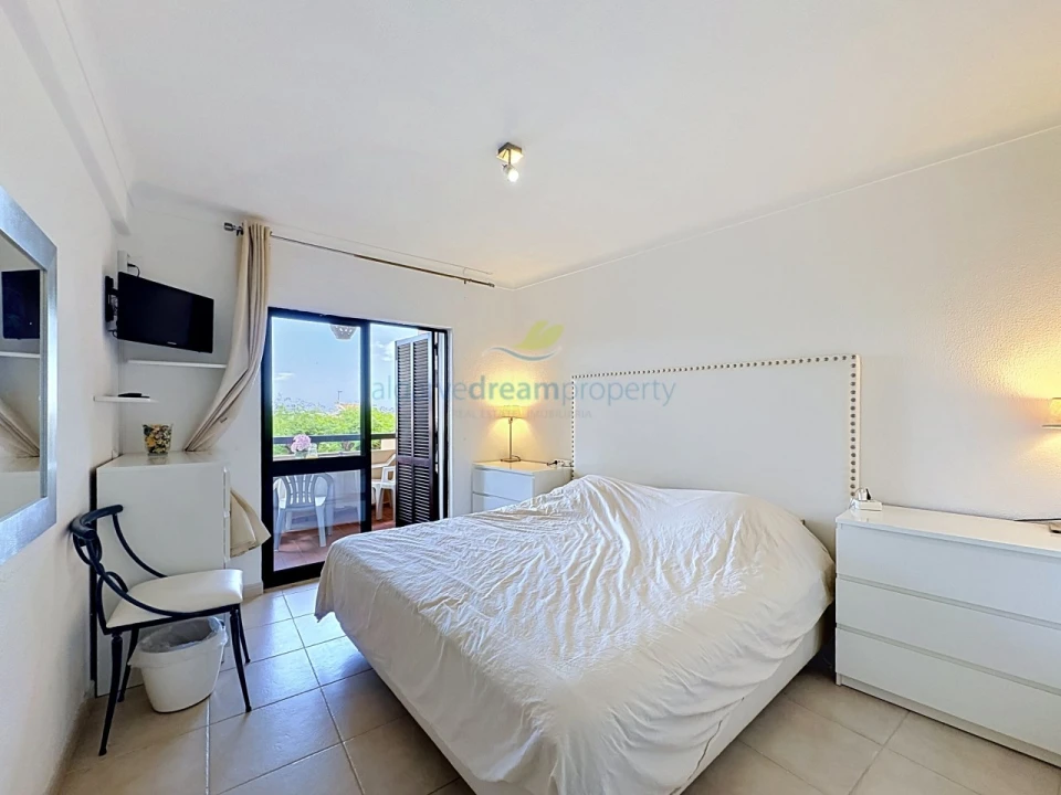 Apartamento T1 para Venda em Albufeira e Olhos de Água Foto 11