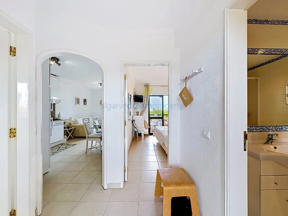 Apartamento T1 para Venda em Albufeira e Olhos de Água Foto 16