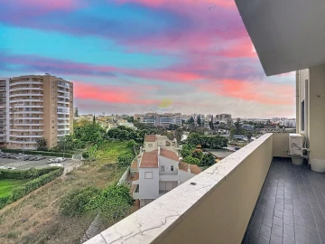 Apartamento T3 para Venda em Portimão