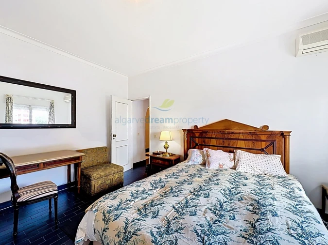 Apartamento T3 para Venda em Portimão Foto 17