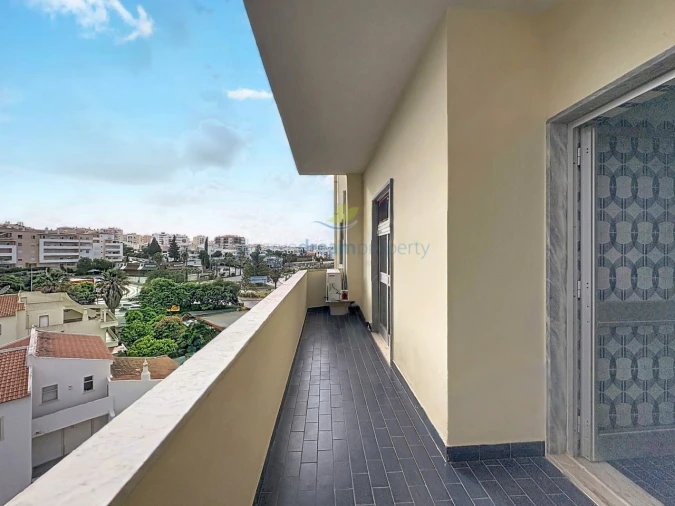 Apartamento T3 para Venda em Portimão Foto 30
