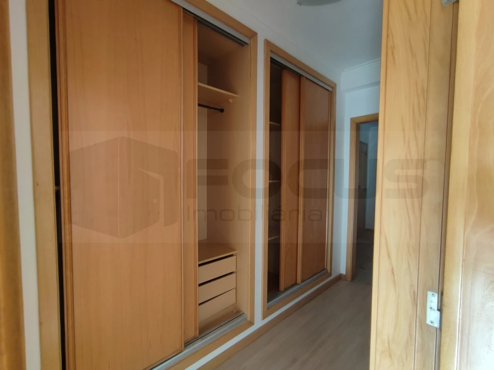 Apartamento T2 para Arrendamento em Esgueira Foto 4