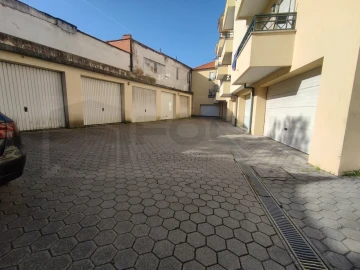 Apartamento T2 para Arrendamento em Esgueira